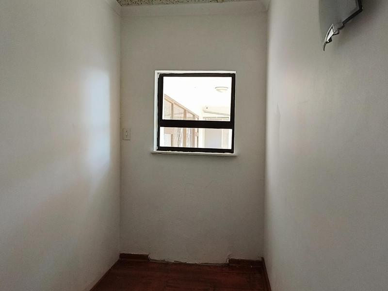 To Let Commercial Property for Rent in Mthata Eastern Cape
